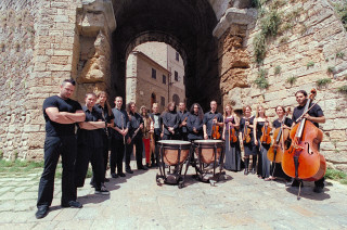 People tunnel musical instruments group - medieval free wallpaper for desktop