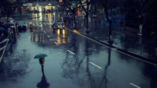 Person umbrella walking street rainy - cao buxing free wallpaper