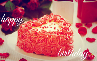 Heart shaped cake roses happy - a happy birthday message free wallpaper