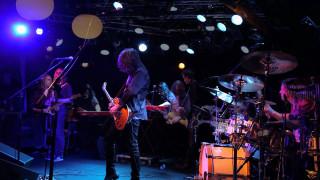 Band concert stage lights microphone - a concert free wallpaper