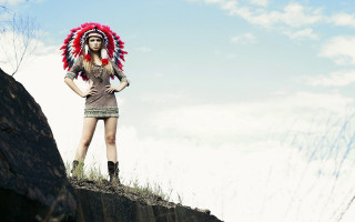 Woman headdress cliff grass rocks - the background and a sky background free wallpaper for desktop