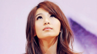 Woman longhair white shirt looking - ding yunpeng free wallpaper for desktop