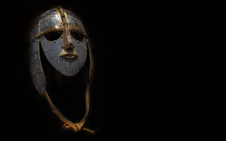 Mask gold decoration black background - a mask free wallpaper