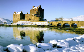 Castle bridge lake snow ground - adam bruce thomson free wallpaper