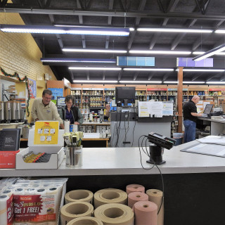 Man woman store counter items - doug ohlson free wallpaper for tablet