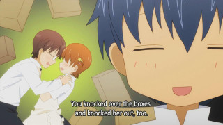 Kissing couple room boxes caption - box free wallpaper