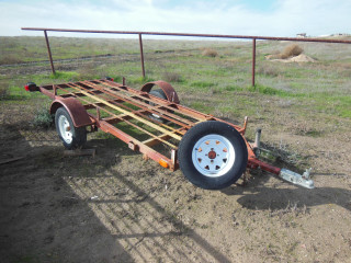 Trailer flat tire dirt road - a trailer free wallpaper