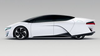 White car black rim gray - a black rim free wallpaper