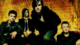 Men couch gold background group - a couch in front free wallpaper