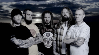 Men group cloudy sky skull - biomechanical free wallpaper