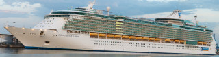 Cruise ship docked background foreground - rococo free wallpaper