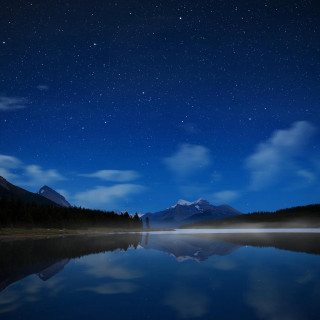 Lake mountain night sky stars 3 - free sky wallpaper for tablet