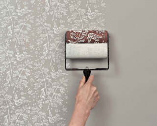 Person painting wall roller wallpaper - stroke free wallpaper