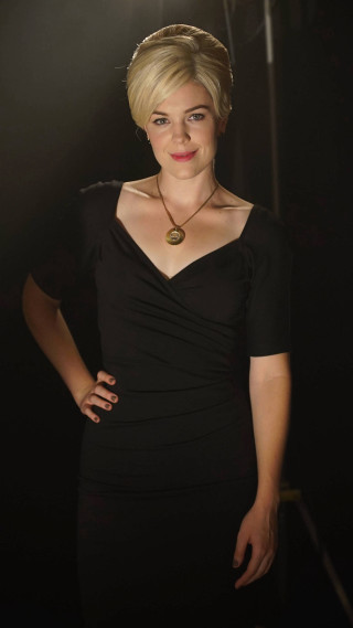 Woman black dress spotlight pose - arabella rankin free wallpaper for mobile