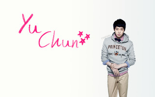 Man standing white wall pink - chen chun free wallpaper for desktop