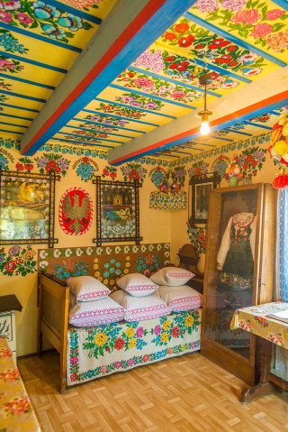 Room couch mirror decorations pillows - the floor free wallpaper for mobile