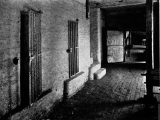 Black white hallway bars brick - bar free wallpaper