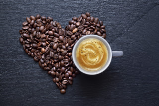 Coffee heart beans black gray - a cup of coffee free wallpaper