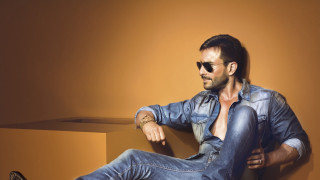 Man sitting ledge denim jacket - canvas painting free wallpaper