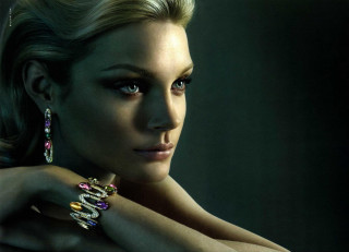 Woman bracelet earrings dark background - a white background free wallpaper