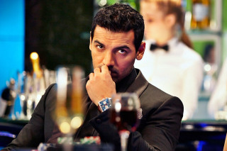 Man tuxedo sitting table wine - altoon sultan free wallpaper