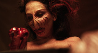 Woman makeup blood knife camera - transgressive art free wallpaper for desktop