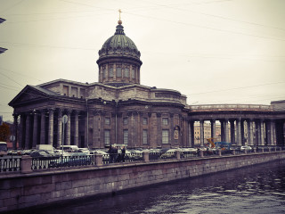 Tower clock bridge river cityscape - a large building free wallpaper