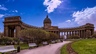 Large building dome walkway benches - andrey ryabovichev free wallpaper