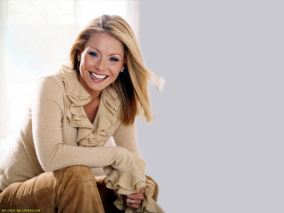 Woman smiling chair hands knees - alison debenham free wallpaper
