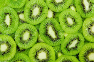 Kiwi fruit close up white - ayo free wallpaper for desktop