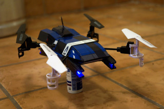 Toy paint remote cubo futurism - a toy free wallpaper