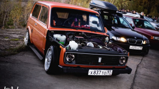 Car hood open parking lot - other car behind free wallpaper