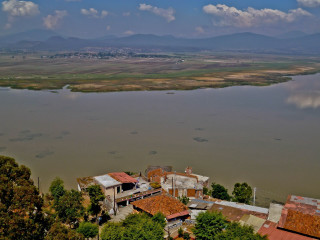 Lake town mountains clouds sky - carpoforo tencalla free wallpaper