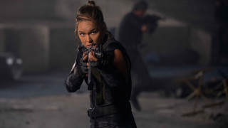 Woman holding gun dark room - other person free wallpaper for desktop