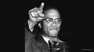 Man suit pointing black white - his finger free wallpaper