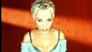 Surprised woman expression chest reaction - look free wallpaper