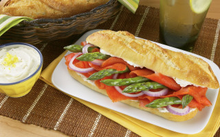 Sandwich with tomatoes delicious fresh - tomato free wallpaper
