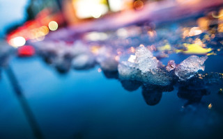 Close up street cars buildings - car and buildings free wallpaper