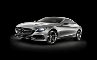Silver mercedes coupe dark room - a white line free wallpaper