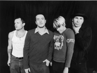 Group men black background white 2 - post grunge free wallpaper