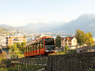 Red black train bridge city - les automatiste free wallpaper for desktop