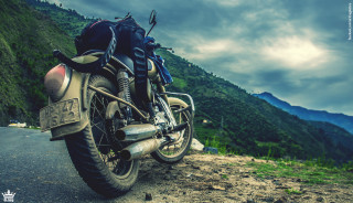 Motorcycle parked road mountain range 2 - ella guru free wallpaper