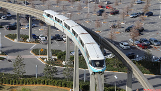 Train bridge parking lot cars - a train free wallpaper for desktop