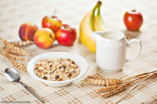 Bowl cereal pitcher milk fruit - a tablecloth free wallpaper