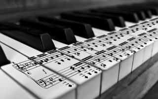 Piano musical notes black white 3 - a piano free wallpaper
