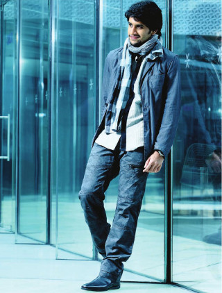 Man glass wall scarf jacket - mannerism free wallpaper for mobile