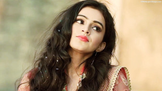 Woman longhair redlipstick sky blowing - a red lipstick free wallpaper for desktop