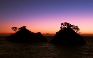 Rocks water sunset trees couple - top of them free wallpaper
