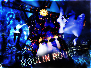 Man christmas tree city lights - his hand and a city in the background free wallpaper