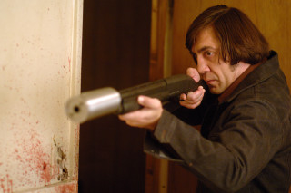 Man gun pointing camera bloody - eugene montgomery free wallpaper